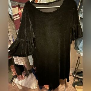 Velvet bell sleeve black dress